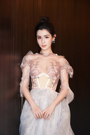 亚洲AV高清一区二区三区尤物